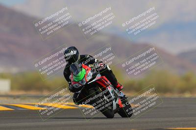 media/Sep-11-2022-SoCal Trackdays (Sun) [[81b7e951af]]/Turn 14 (1130am)/